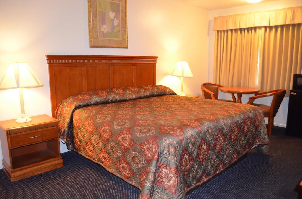 Tropics Motor Hotel Индио Номер фото